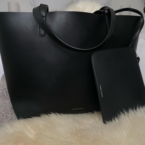 Mansur Gavriel Handbags - EUC Mansur Gavriel Large leather tote